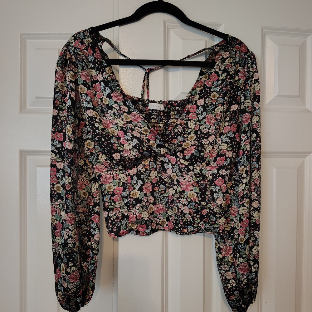 Lush Black Floral Blouse with Pink Accents‎ Small Boutique small top